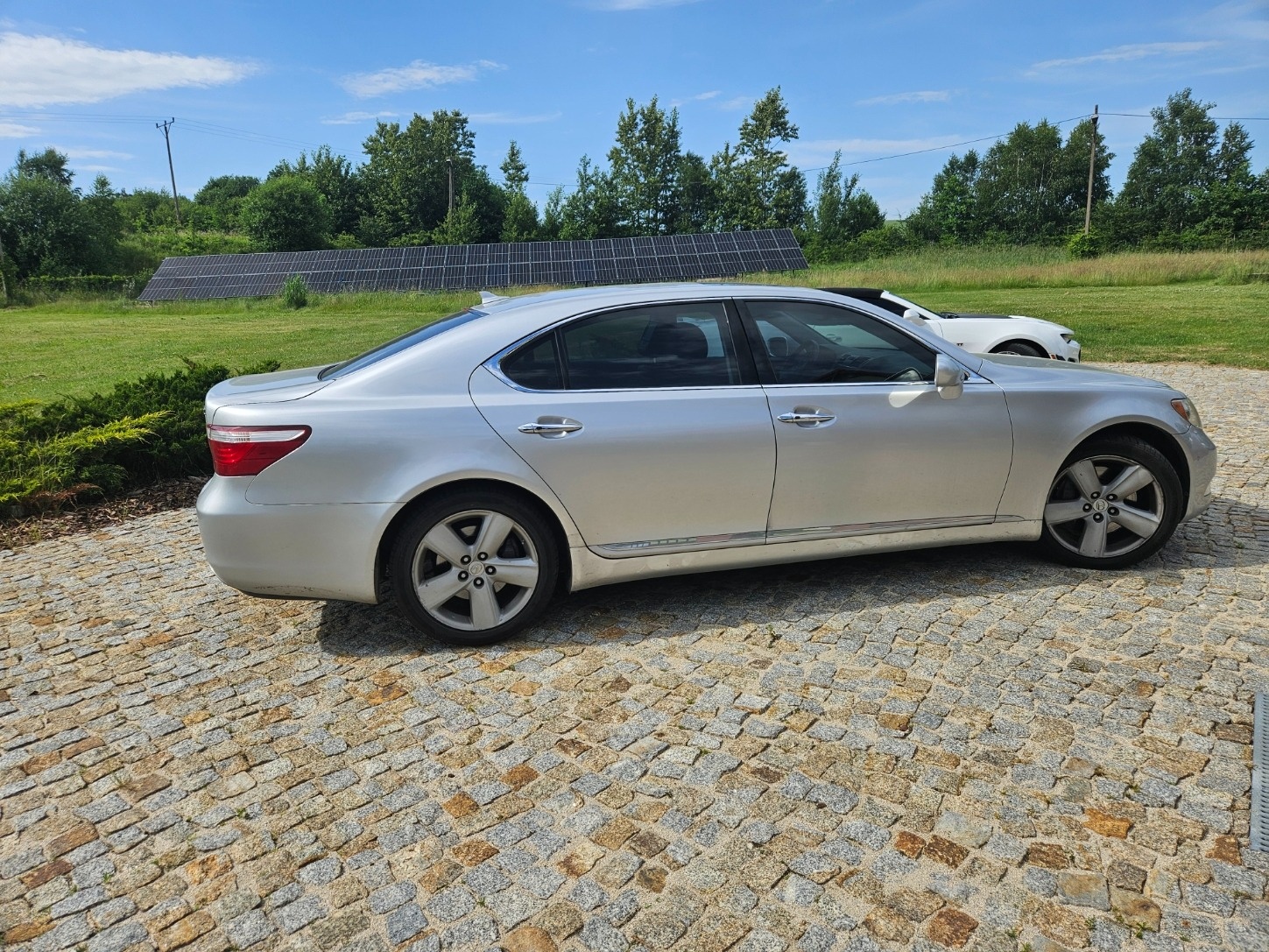 Sprzedam Lexus LS460L
