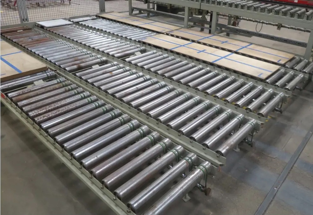 Podajniki rolkowe z napędem, ropotoki