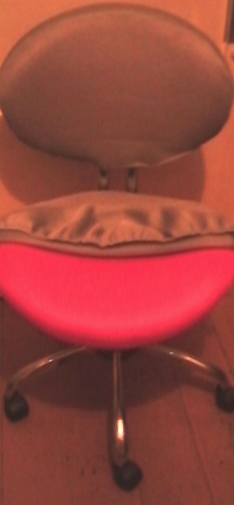 duze krzeslo obrotowe na kolkach stan bdb