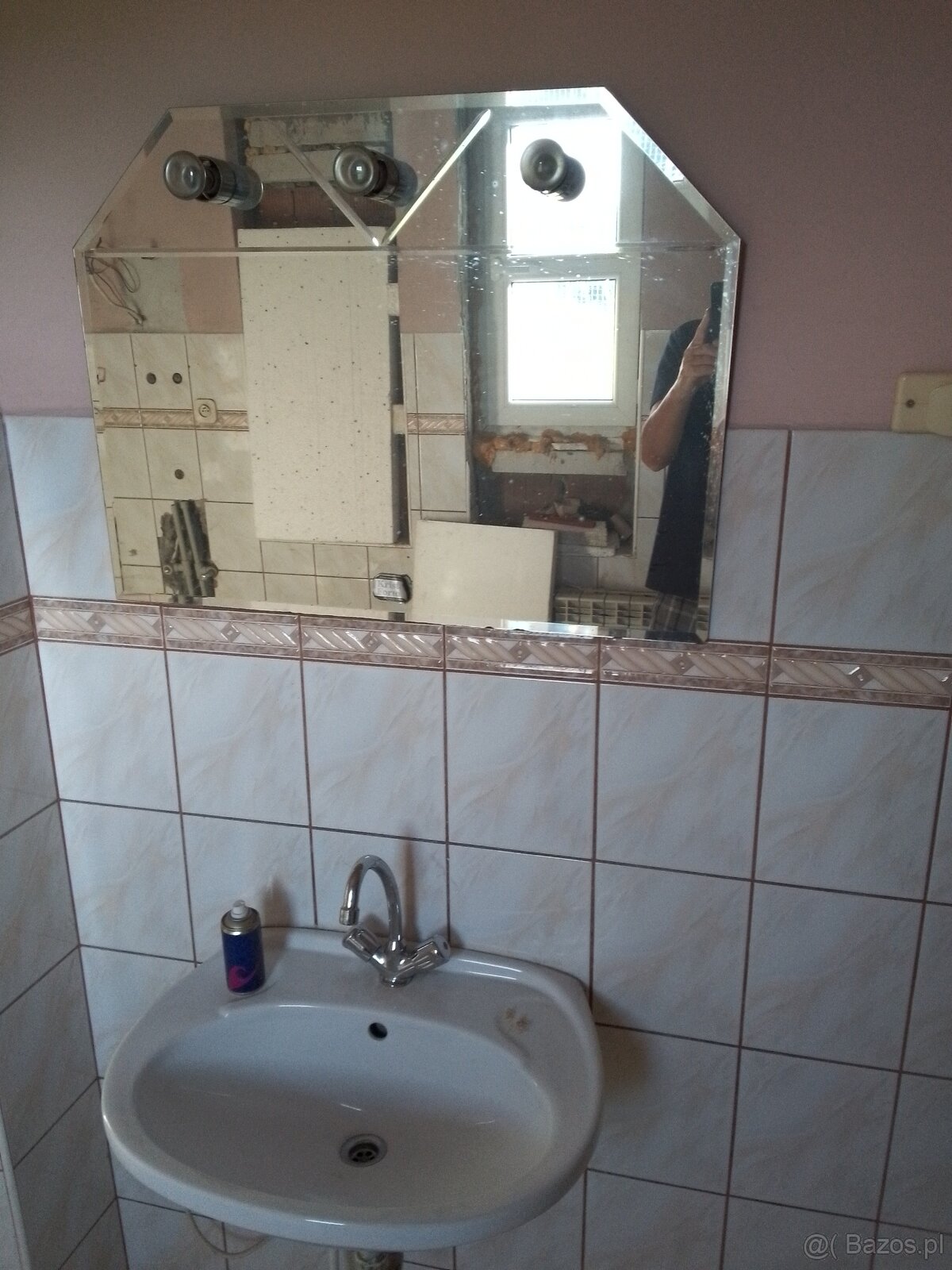 Dom duży dla dewelopera potencjał na4 mieszkania,lokale