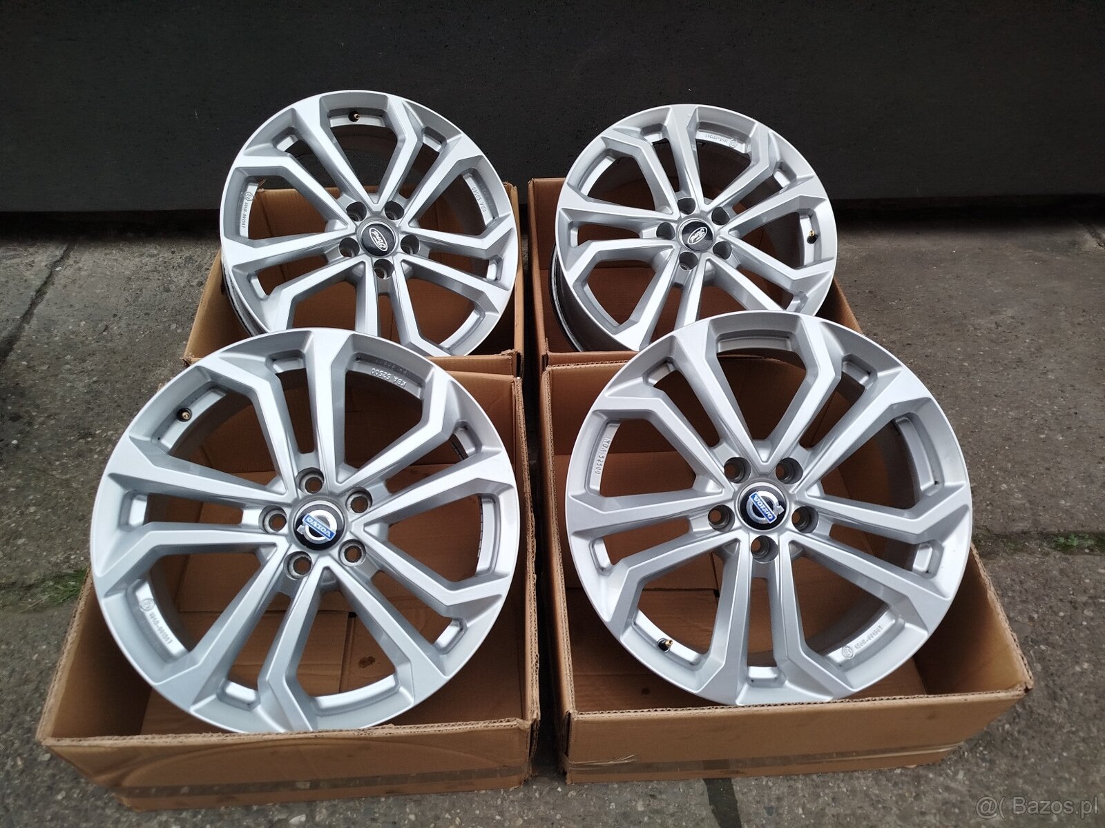 A106# Alufelgi 18" 5x108 et42,5 8J Volvo Ford