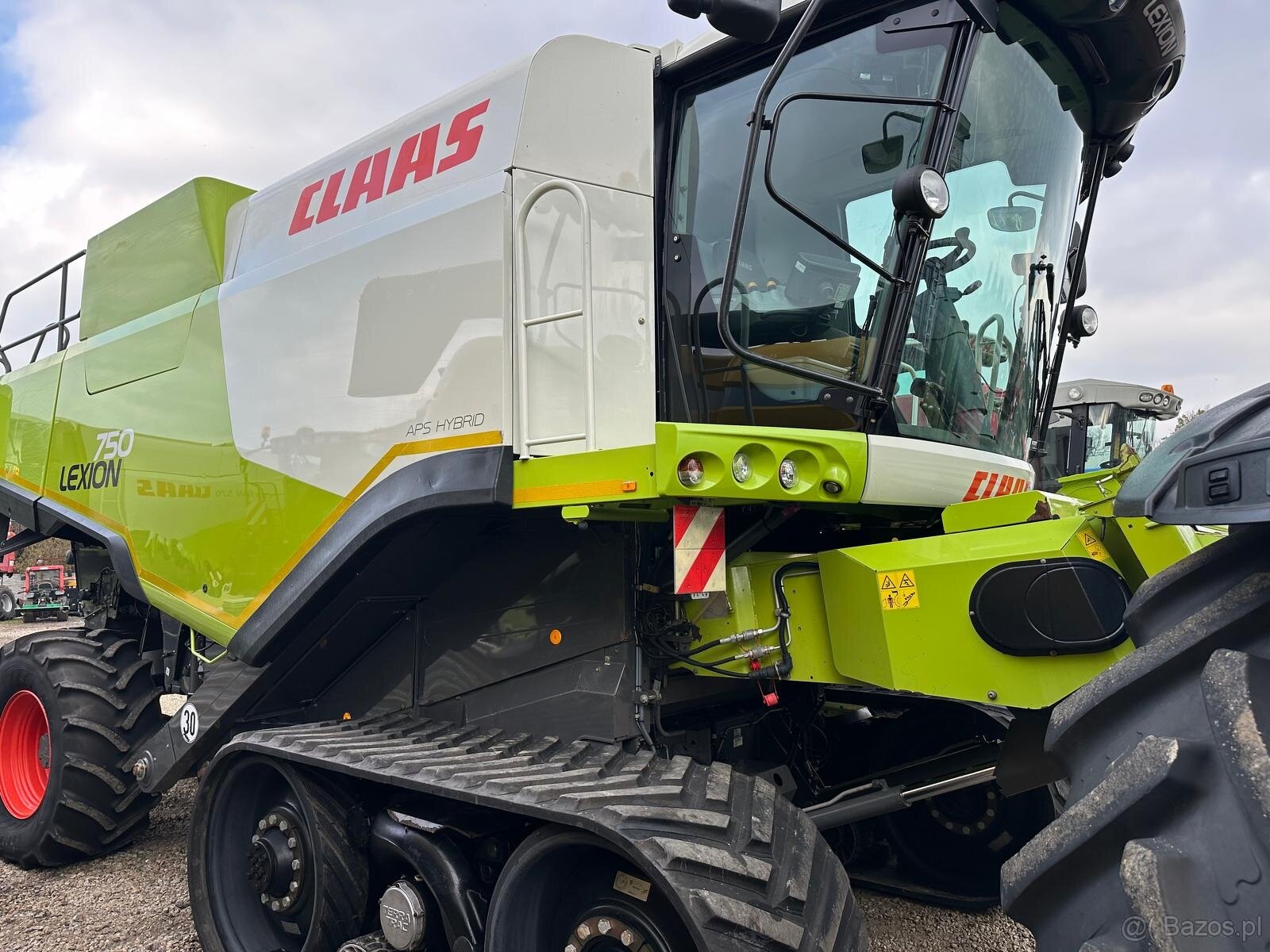 Claas Lexion 750TT 4x4 heder V770 rok pr 2015 Sprowadzon