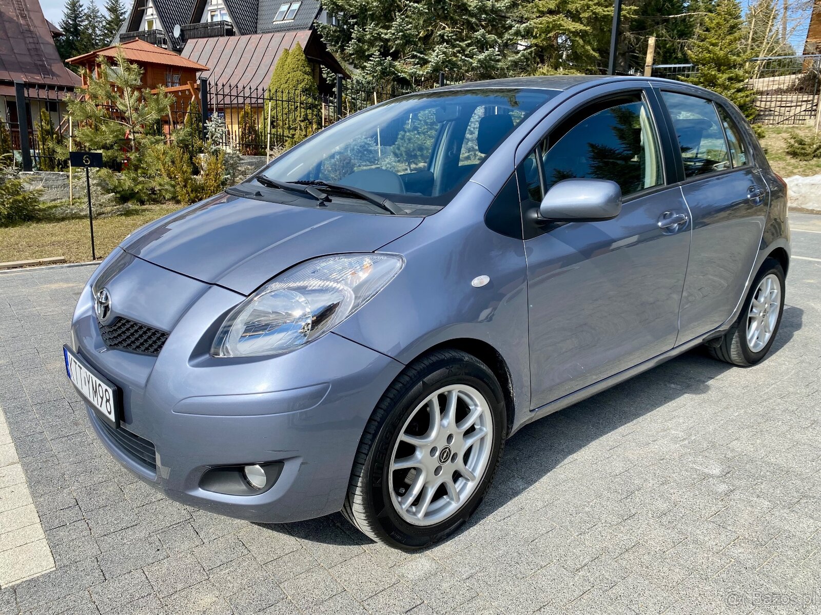 Toyota Yaris 1.0 2011r 67tys km klima