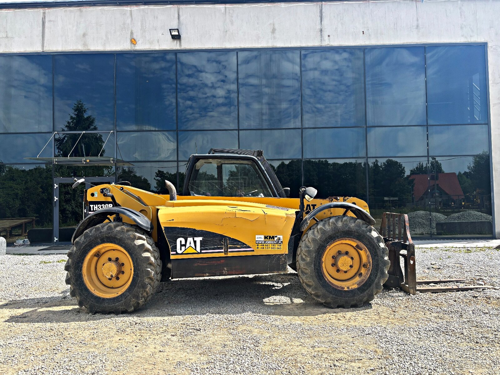 Caterpillar TH330B ŁADOWARKA TELESKOPOWA 2004r. | JCB 531-70