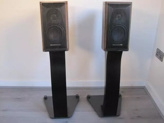 SONUS FABER CREMONA AUDITOR M ( Price: 1400 EUR )