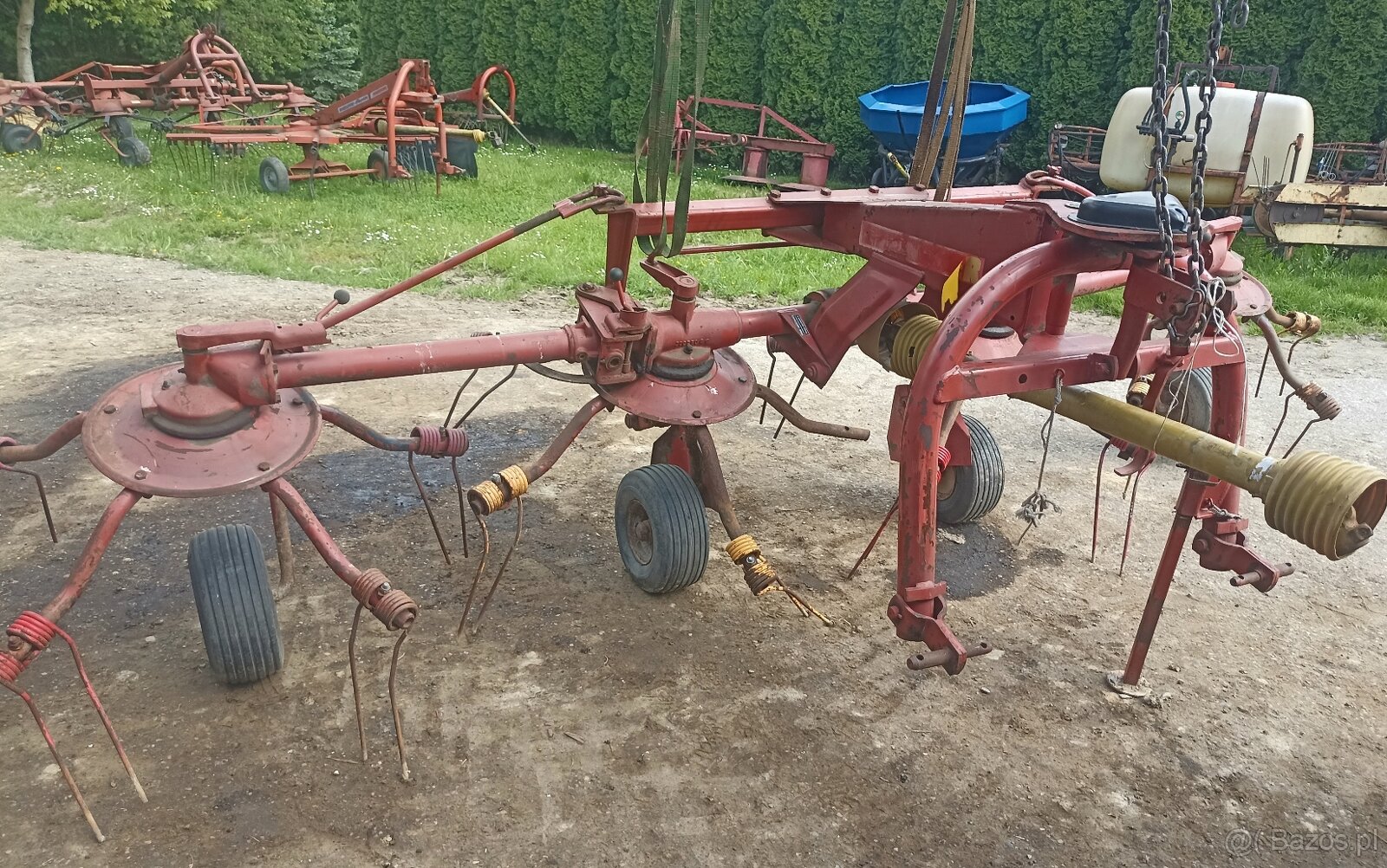 Przewracarka przetrząsacz karuzelowy Niemeyer HR 441-D