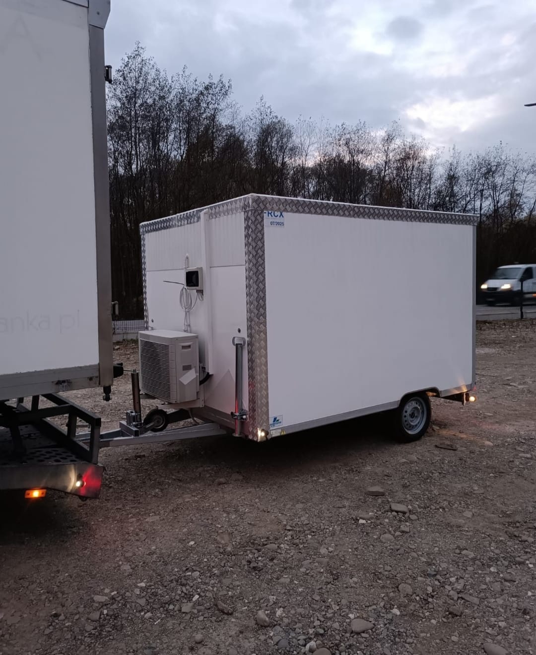 Przyczepa chłodnicza / Chłodnia Mobilna