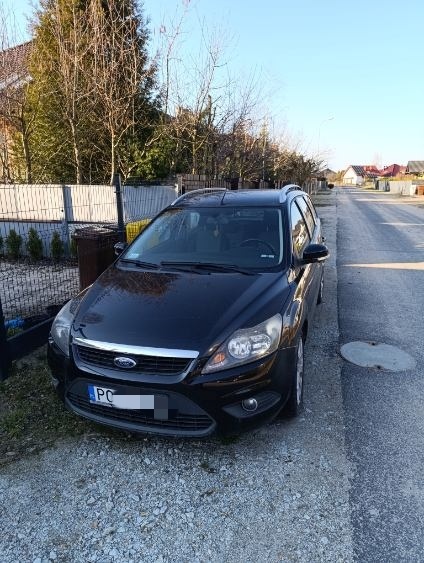 Ford Fokus MK2 2009 LPG/ jeździ-brak rdzy/do lekkiej naprawy