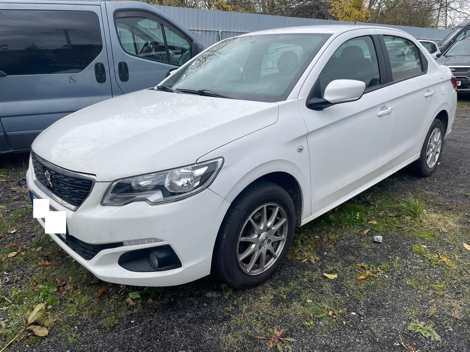 Peugeot 301 1.2i 60kw, r.11/2017, klimatyzacja