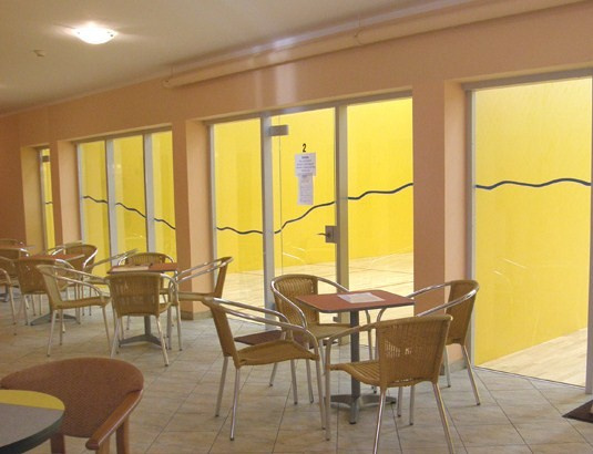 Kolobrzeg 6 Apartamentow + 3 korty squash'a