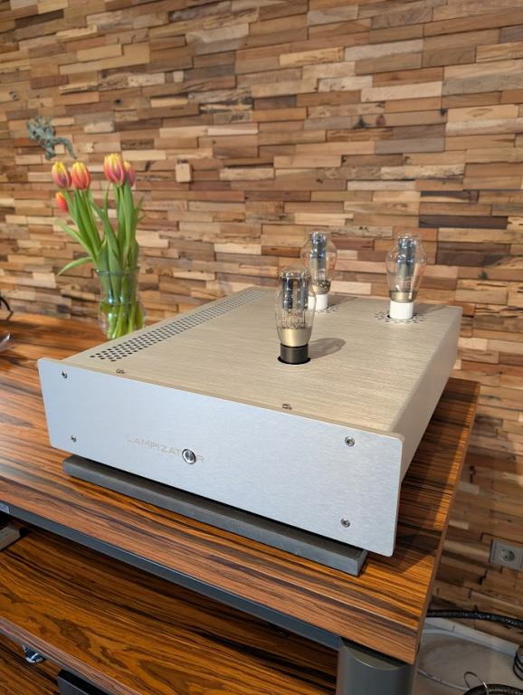 Lampizator Big 7 SE MK2 Dac ( Price: 1600 EUR )