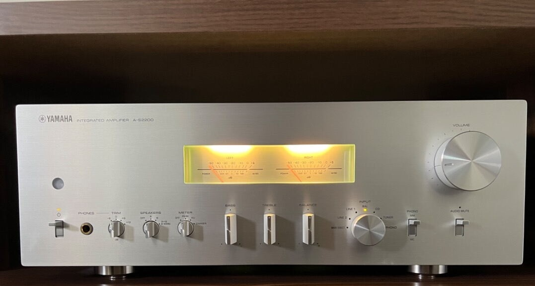 Yamaha A-S2200 - 1200 EURO