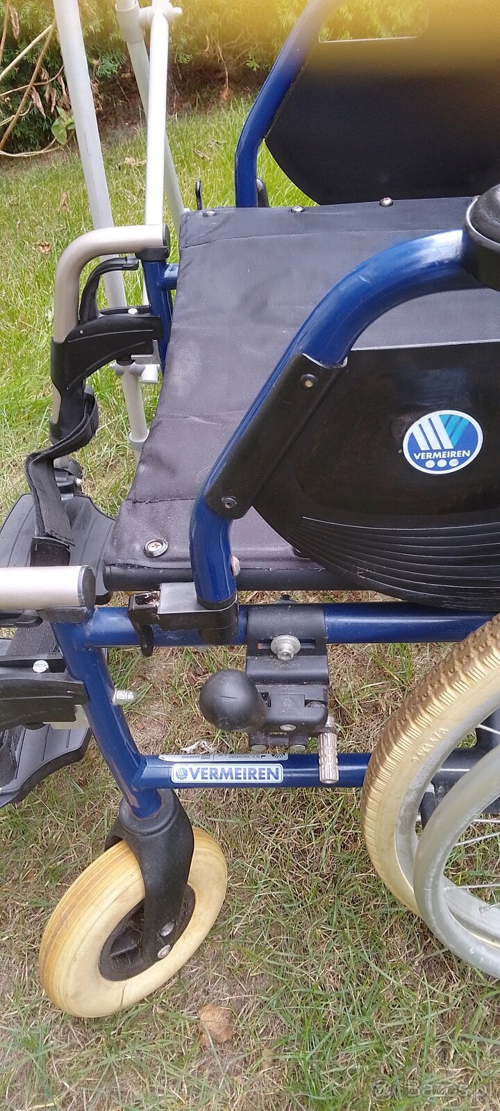 Sprzedam wózek inwalidzki, balkonik