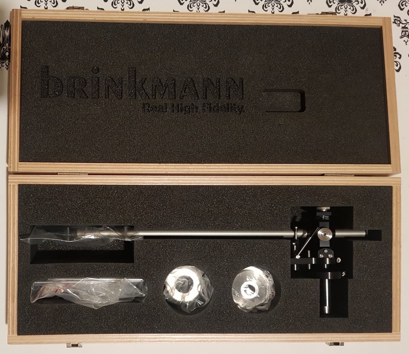 Brinkmann 12.1 Tonearm - (Price: 1600 EUR)