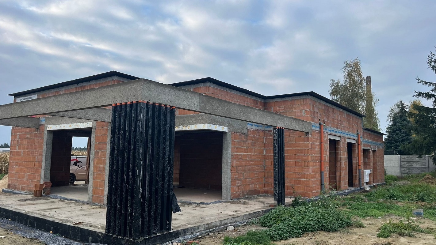 Nowoczesny dom parterowy – stan surowy zamknięty | Zagorzyn