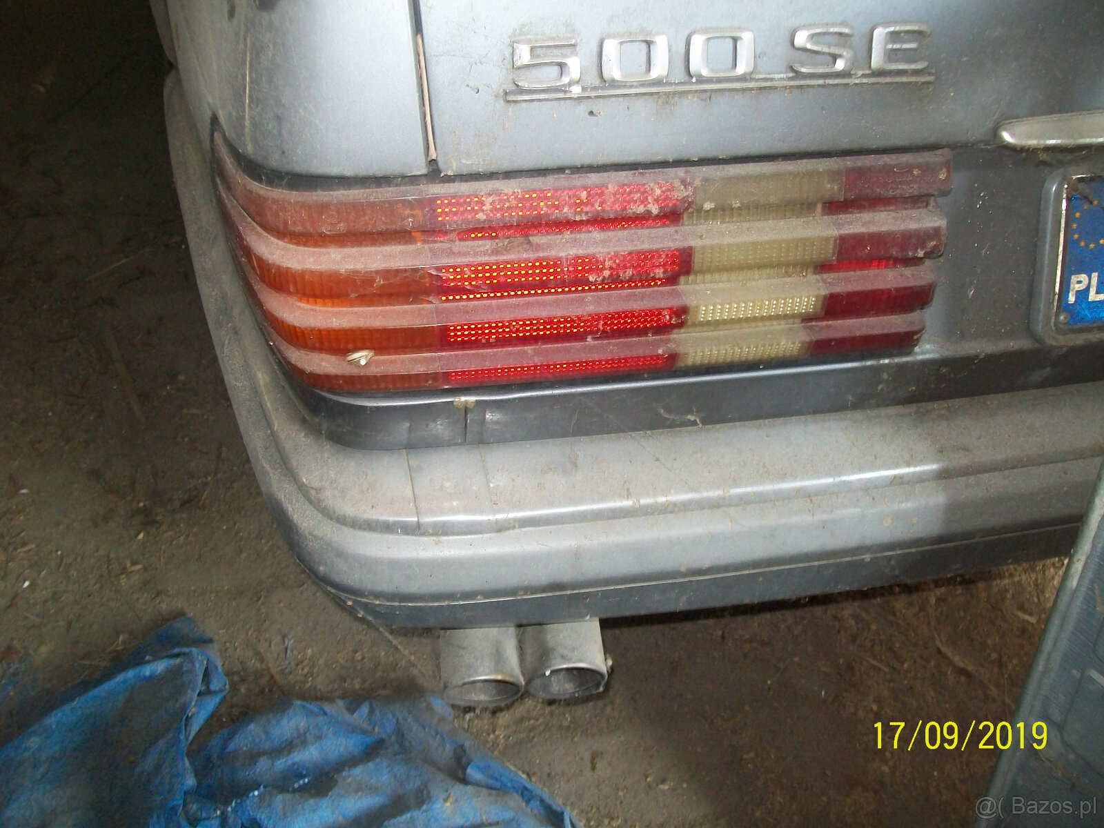 126-300benz-sedan