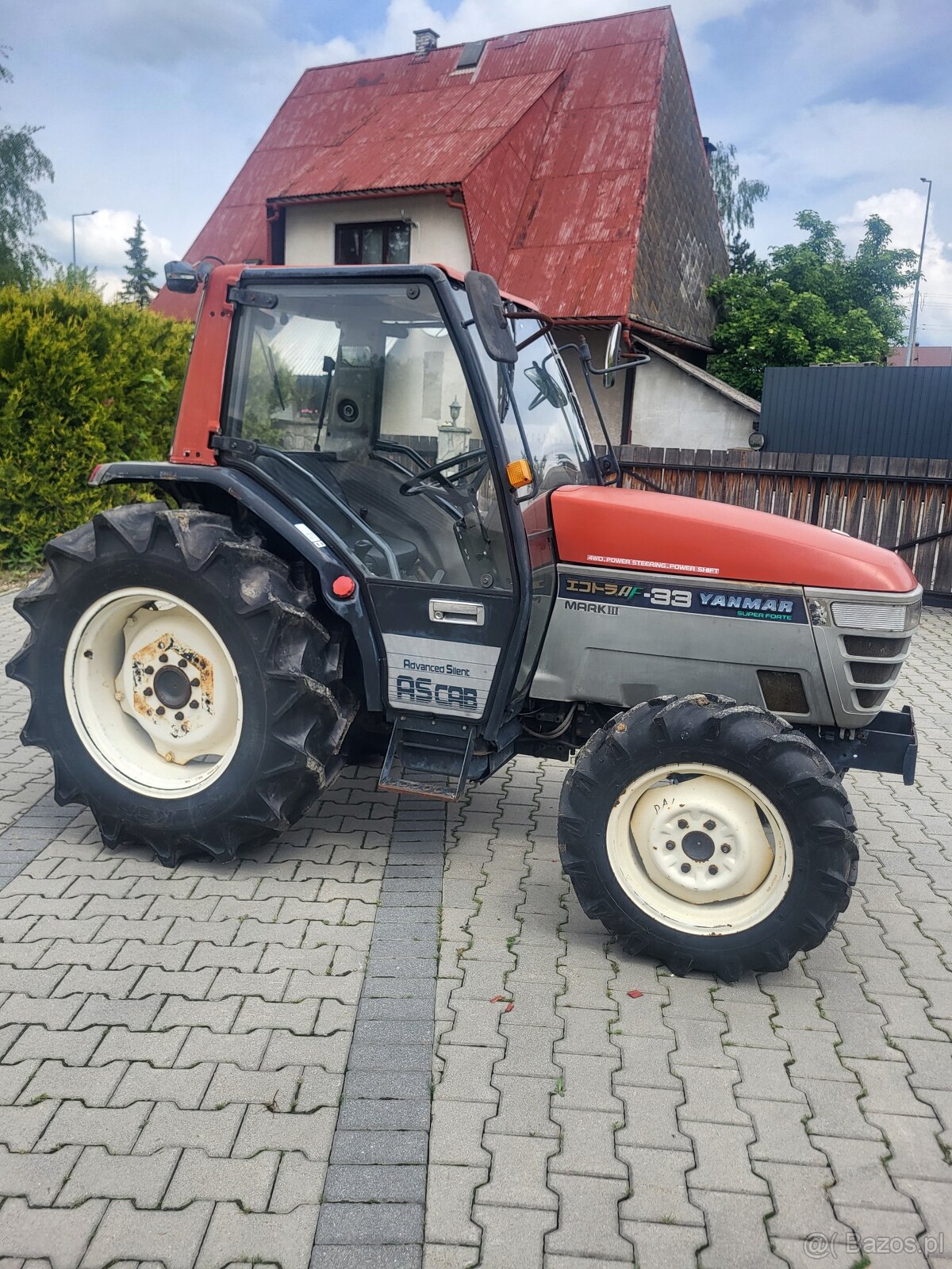 YANMAR AF330. 4X4