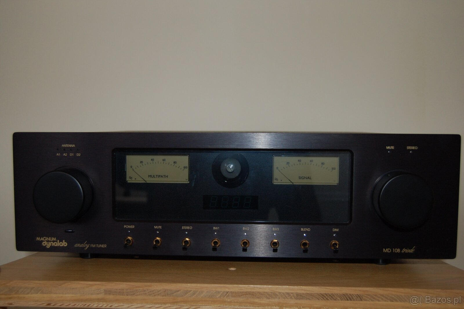 Magnum Dynalab MD108T - (Price: 1700 EUR)