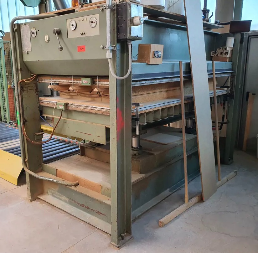 Grzana prasa półkowa JOOS