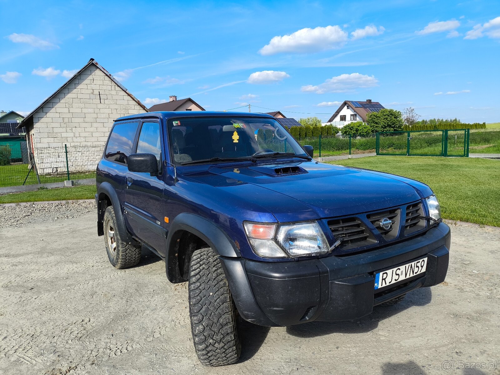 Nissan Patrol Y61
