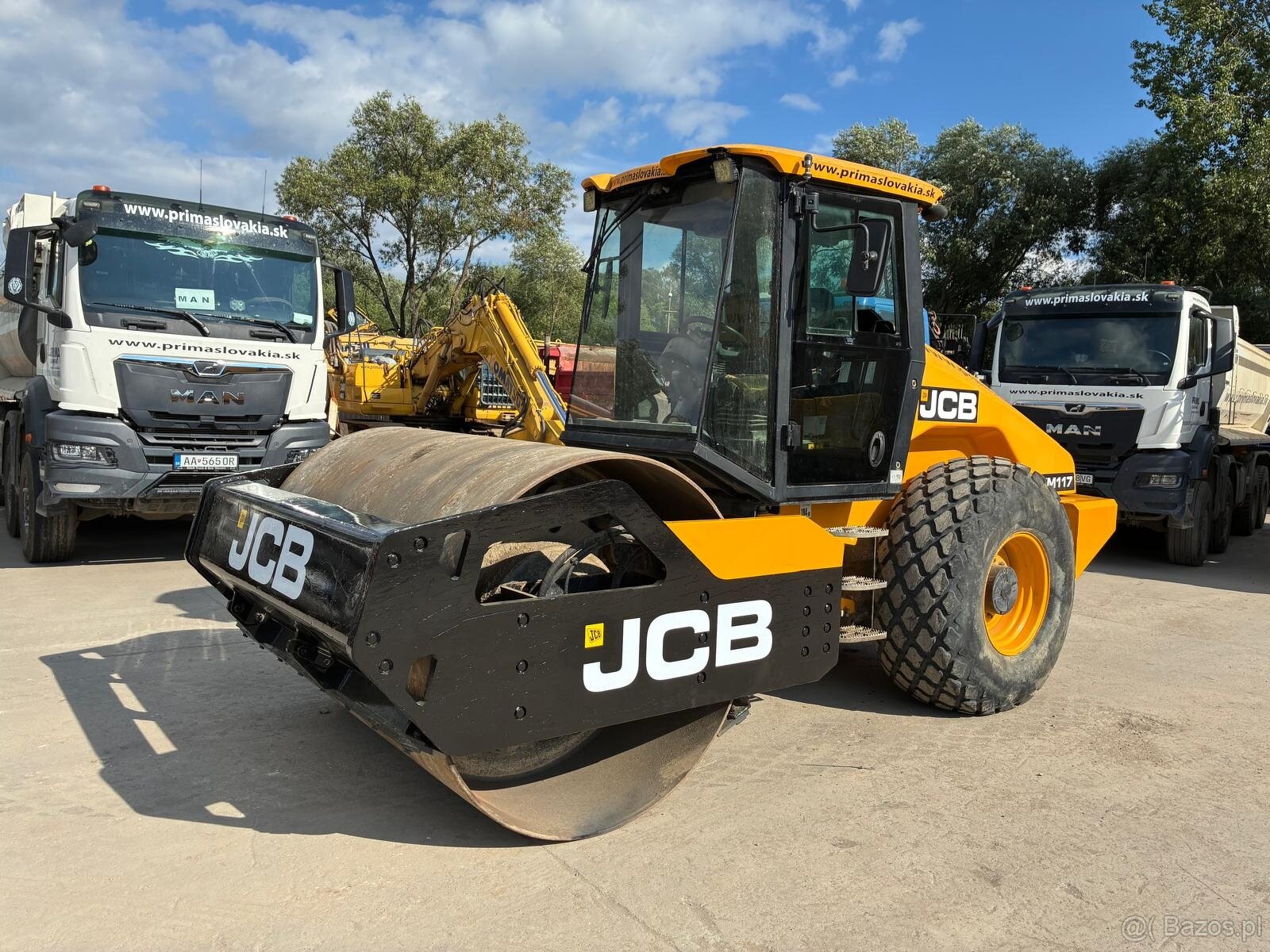 sprzedam walec wibracyjny JCB 117