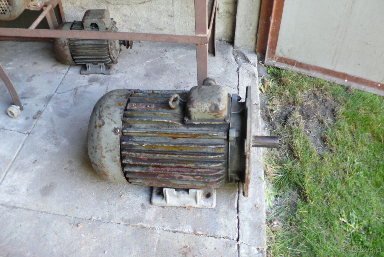 Sprzedam silnik elektryczny uzywany 2800 ob