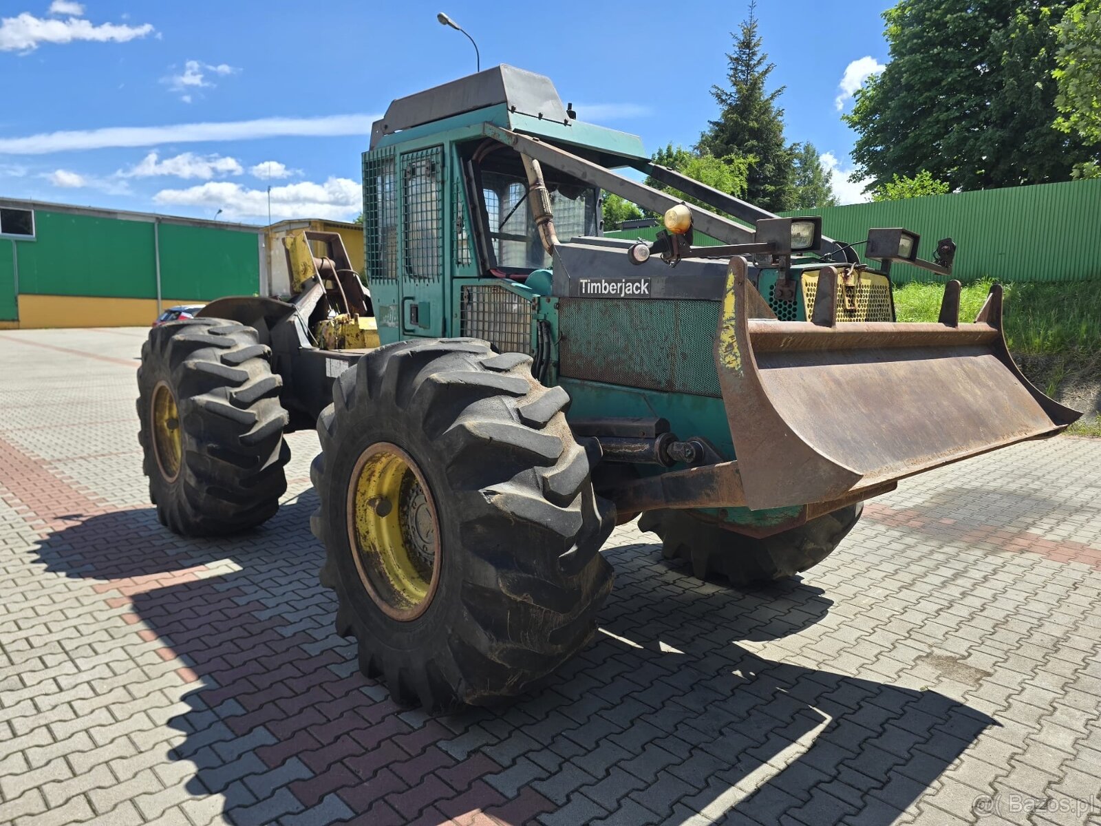 TIMBERJACK 240B