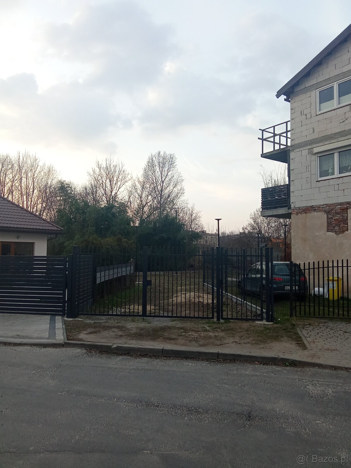 Działka budowlana przy centrum Legnicy + projekt + MPZP