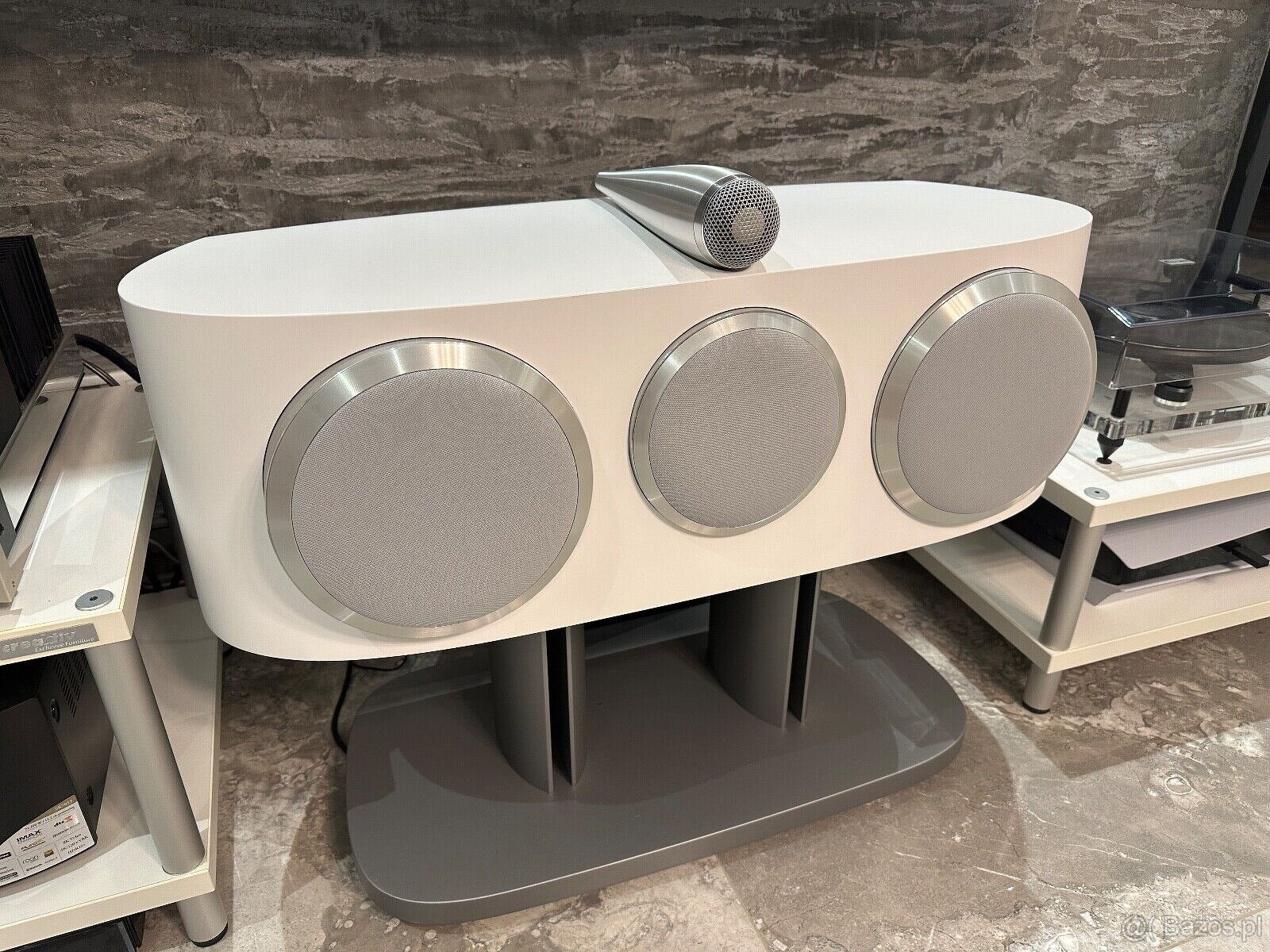 Bowers & Wilkins HTM81 D4 ( Price: 1900 EUR )