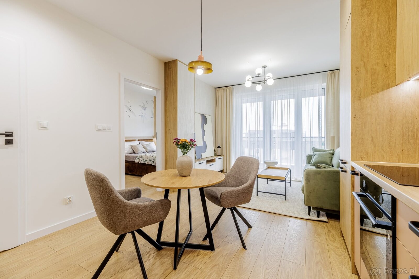 Mieszkanie o powierzchni 35.40m2, balkon, winda, VI p., Os.