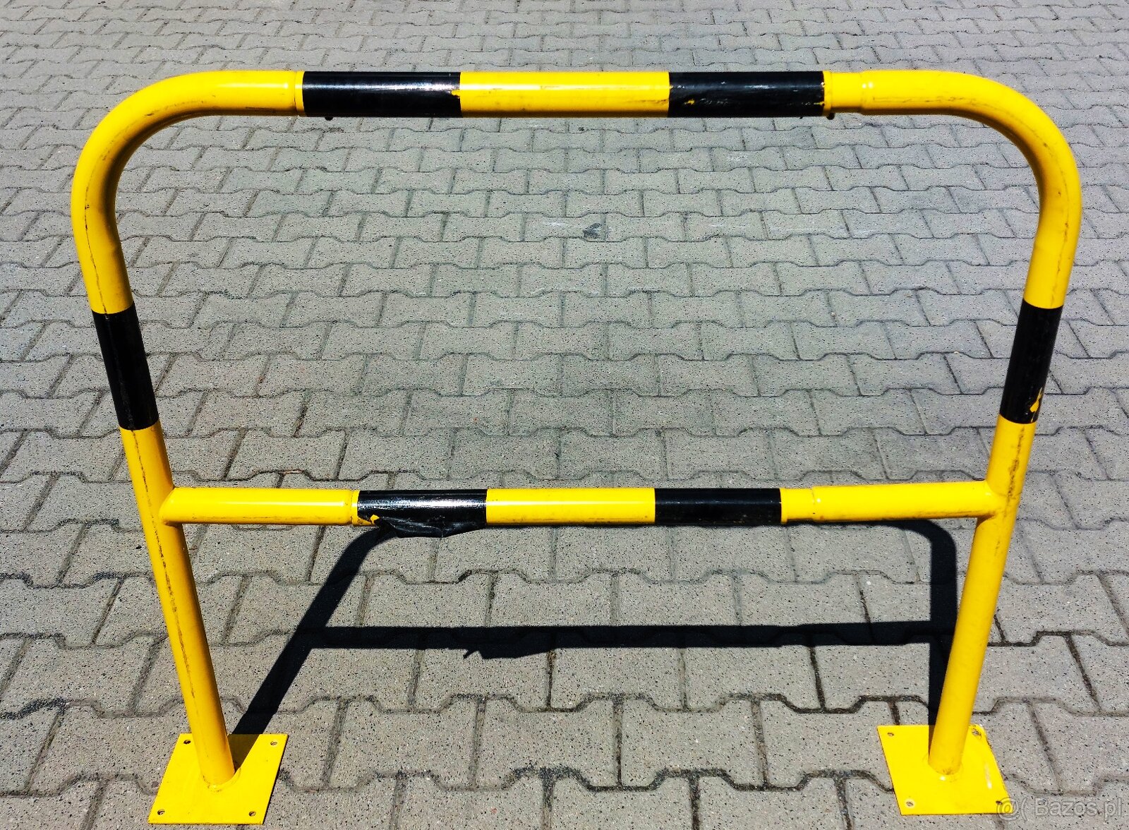 Barierki stalowe ochronne żółto-czarne