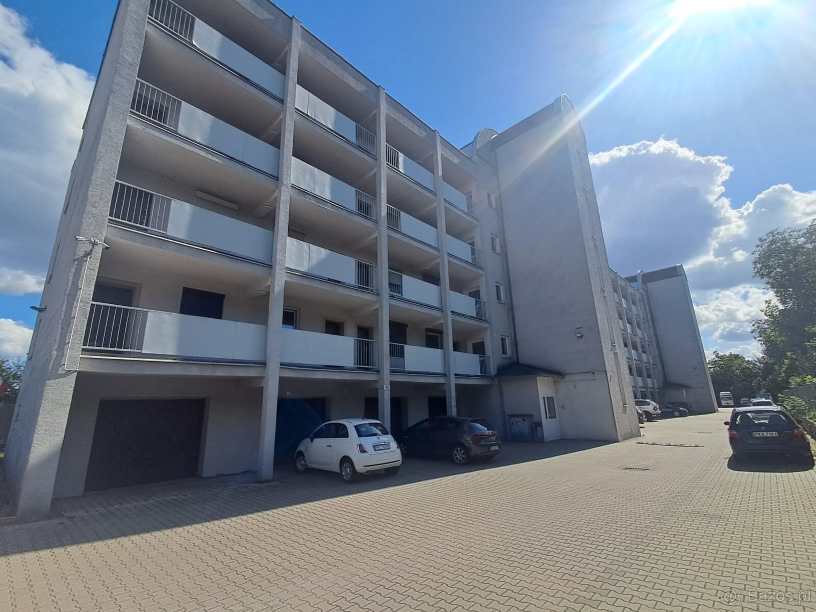 2 pokoje, 33m2 balkon, IV piętro, Centrum