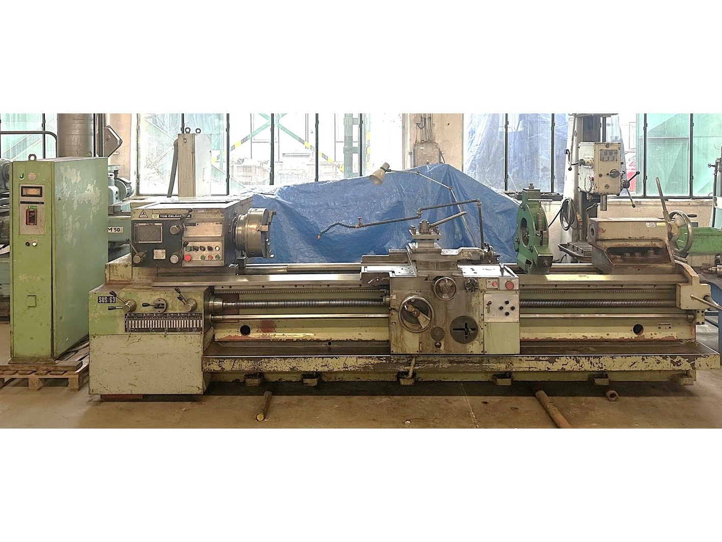 Tokarka kłowa SUS 63 /2750