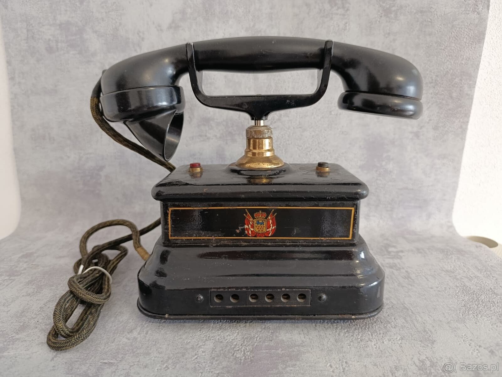 Bardzo stary duński telefon Jydsk z poczty w Kopenhadze.