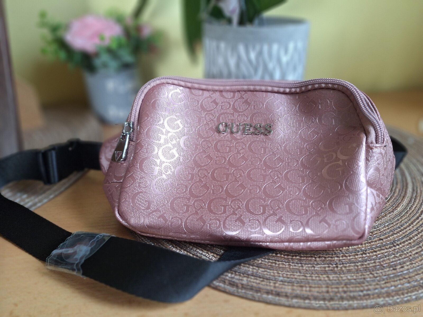 Nerka Guess metaliczny róż