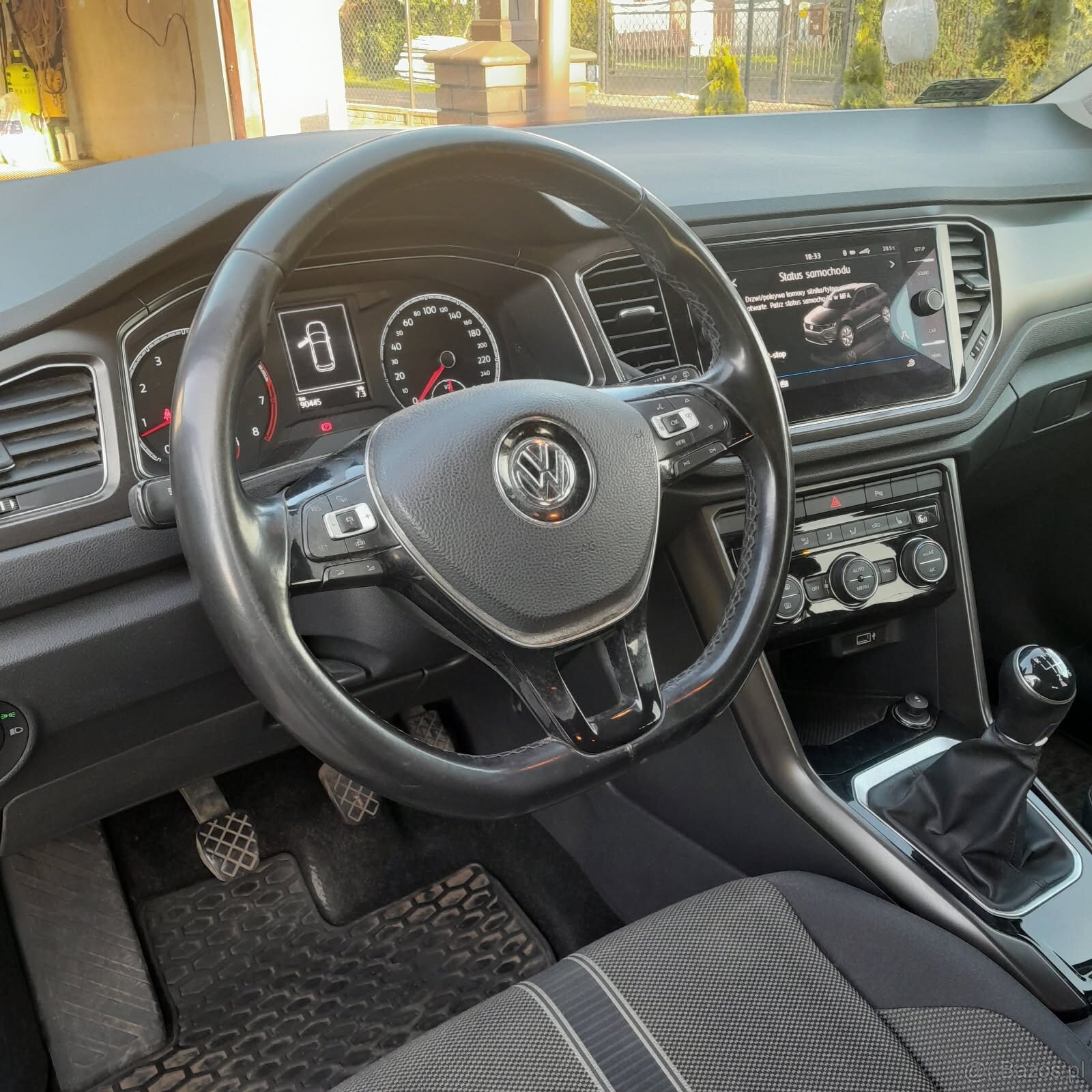 Sprzedam VW T-Roc 2019 1500 150km tsi
