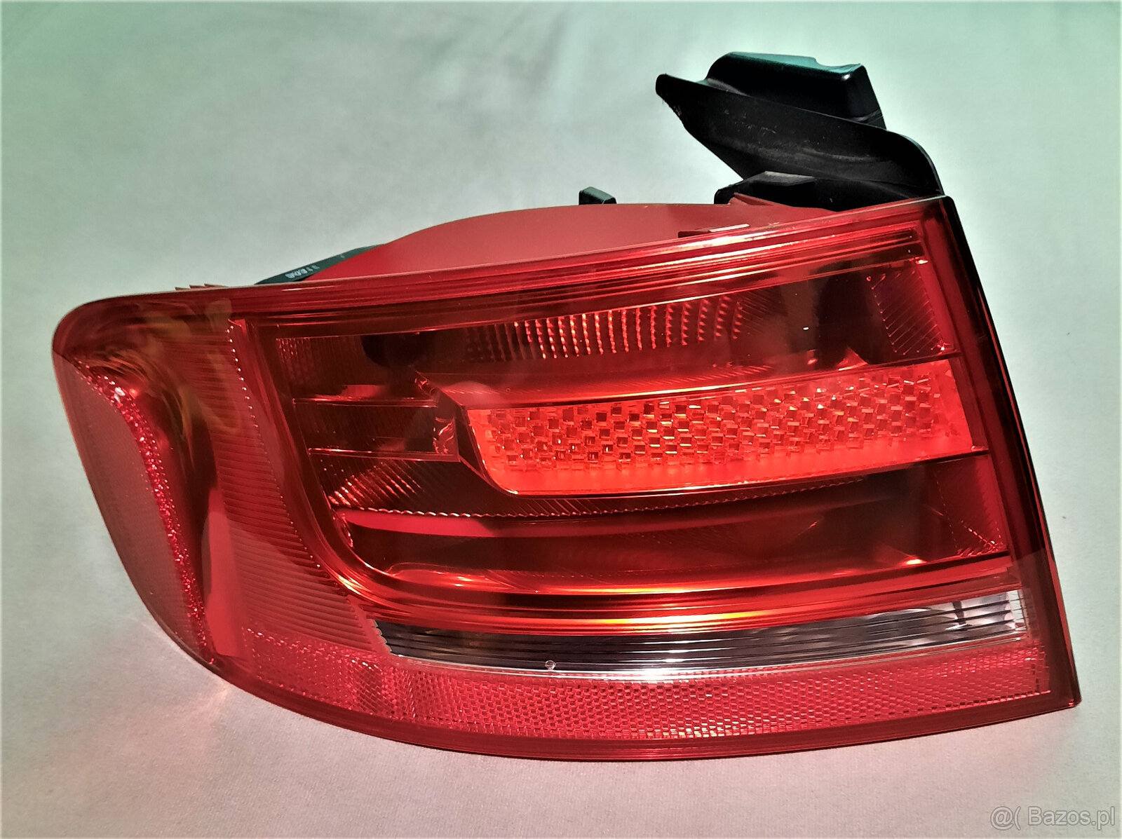 Oryginalna lampa - lewy tył Audi A4 B8 (Sedan)