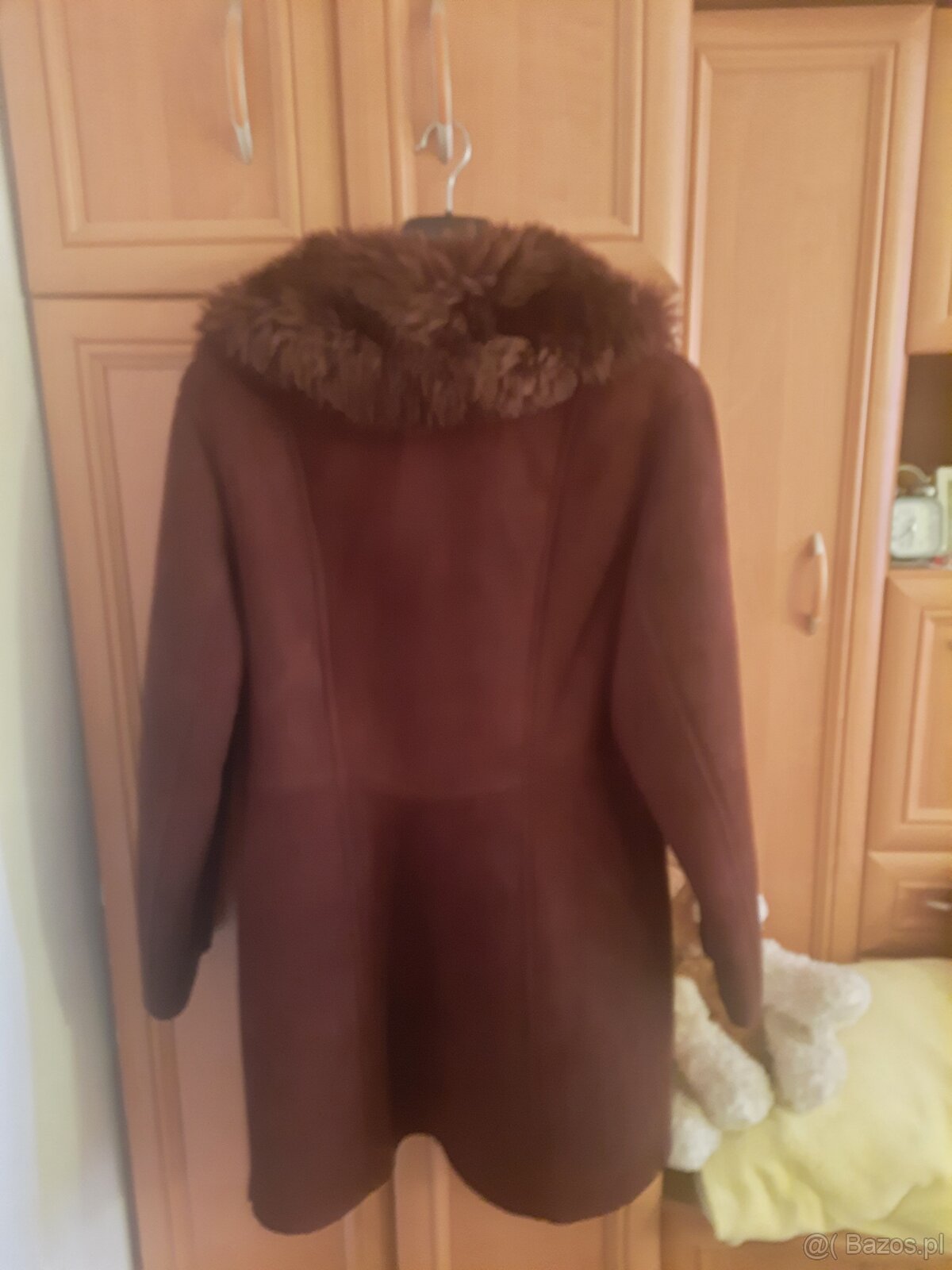 Piękny kożuch damski