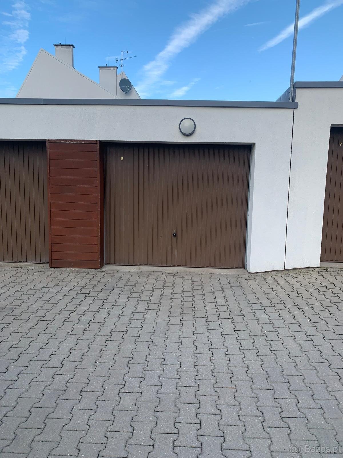 Garaż murowany w zabud. szeregowej o pow.19,26m2,Złote Łąki