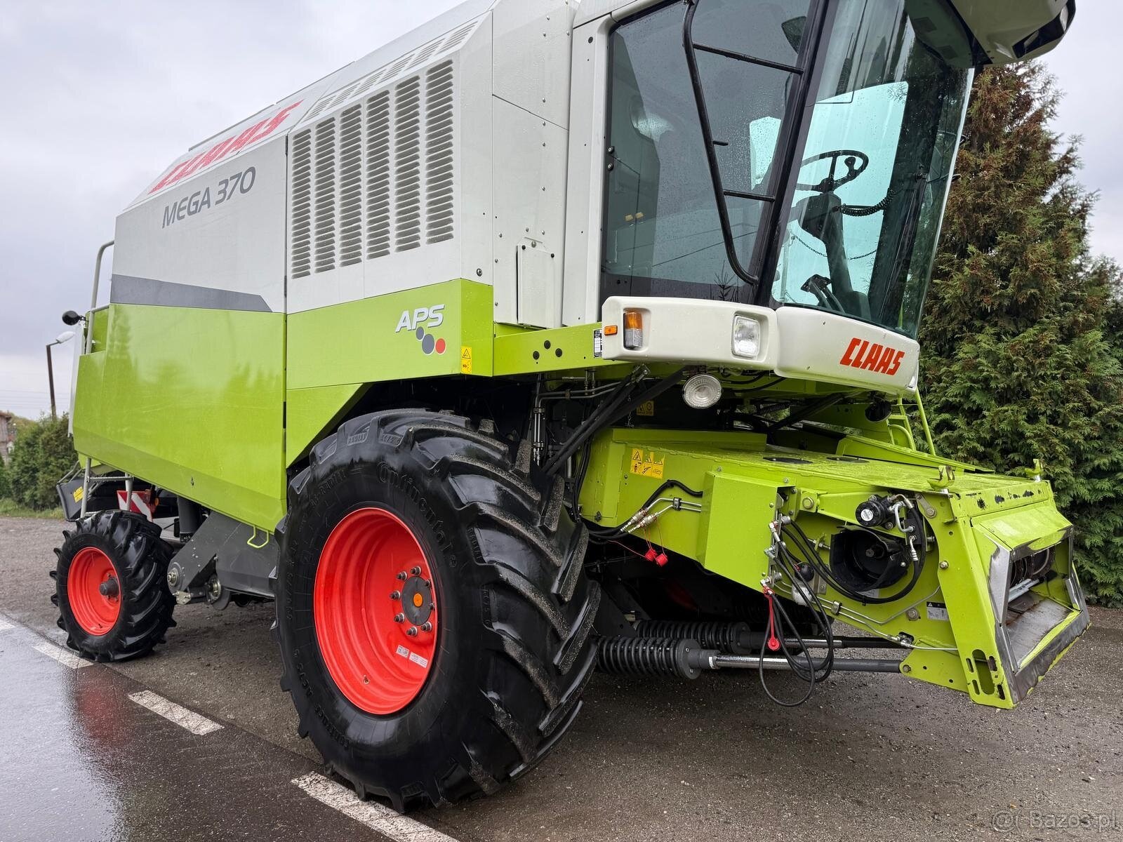 Kombajn zbożowy Claas Mega 370 rok pro 2007 heder 6m stół do