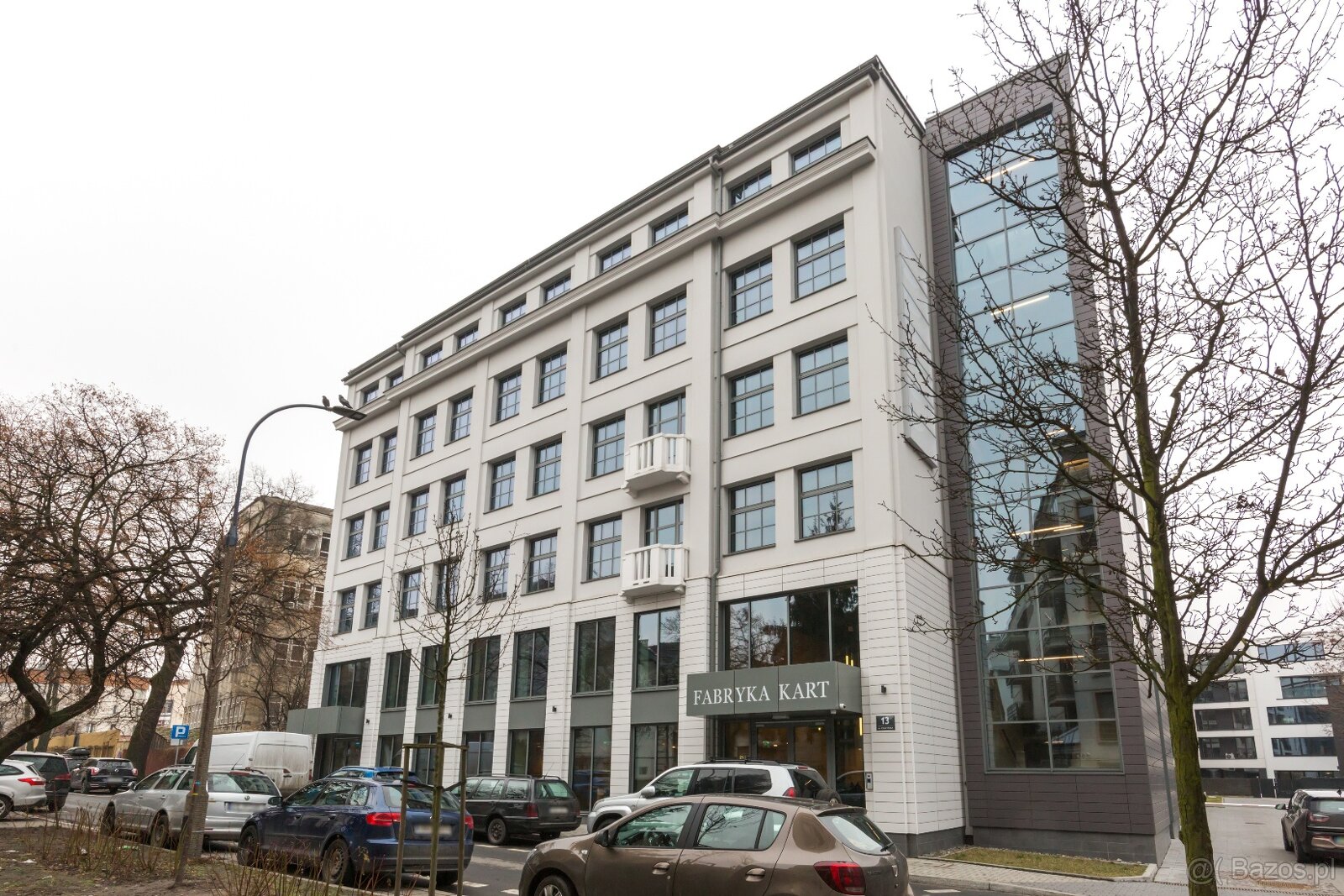 Odkryj wiele sposobów pracy na swój sposób w Spaces Fabryka