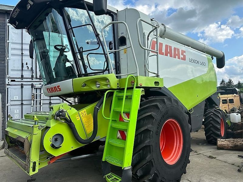 Kombajn zbożowy Claas Lexion 550 rok prod.2006 ,cena 275000