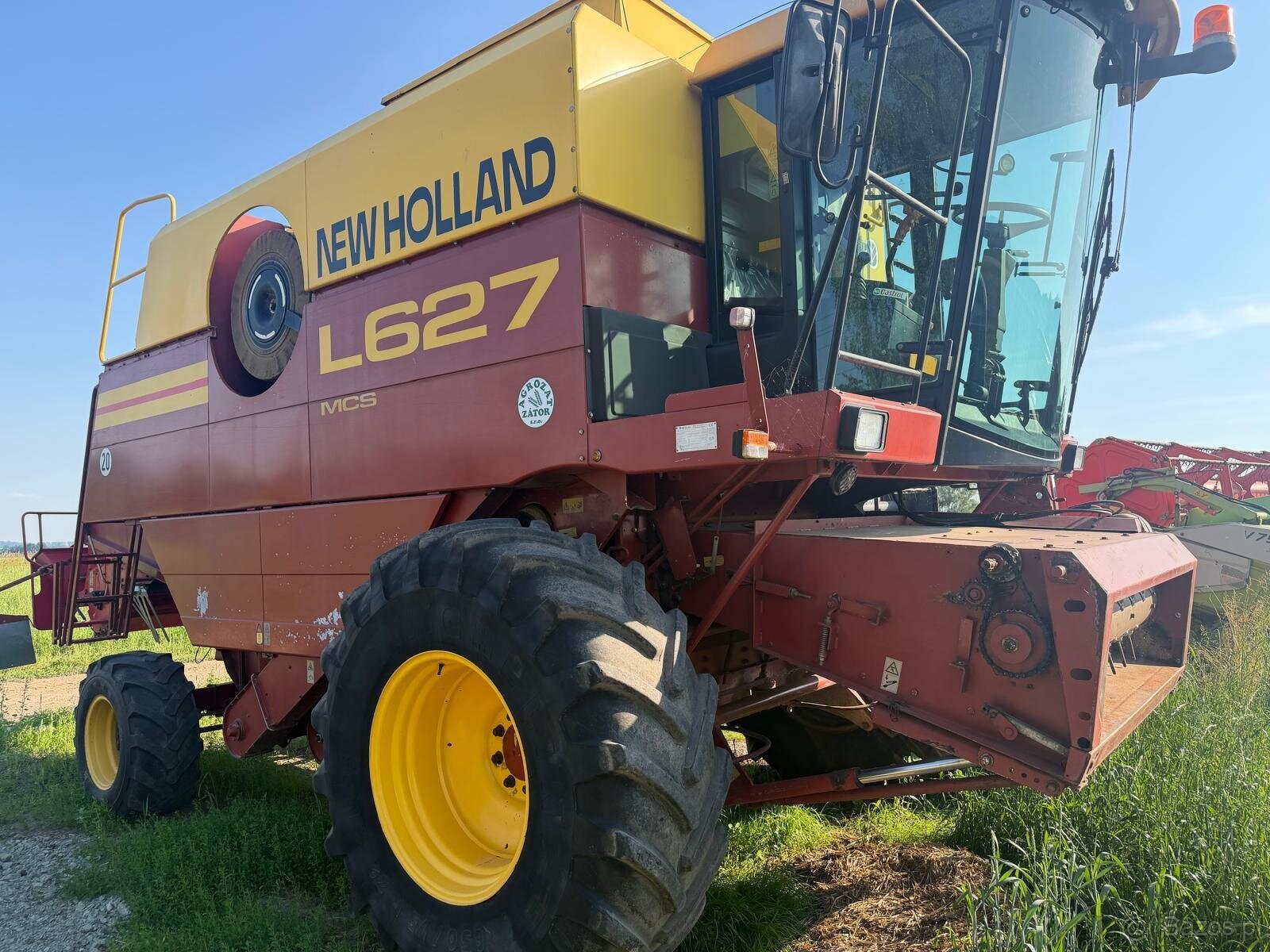 Kombajn zbożowy Laverda 627 (New Holland) heder 6m w pełni s
