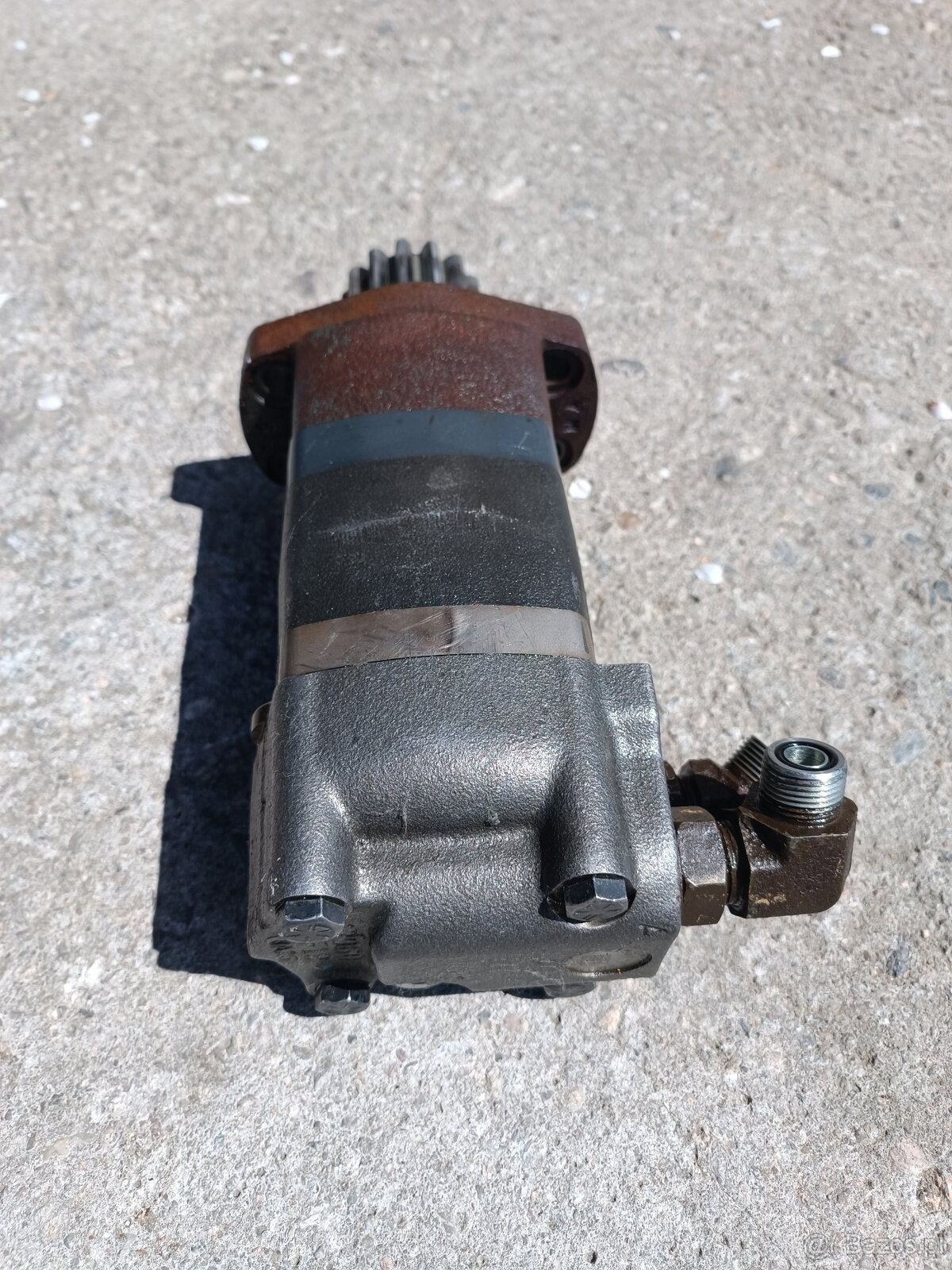 Wacker Neuson RT. Silnik jazdy, hydromotor