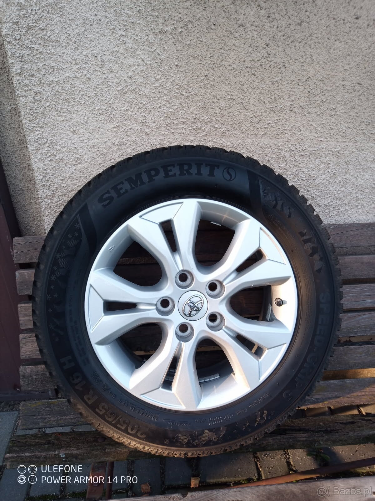 Sprzedam koła od tojoty Jaros cros zimowe