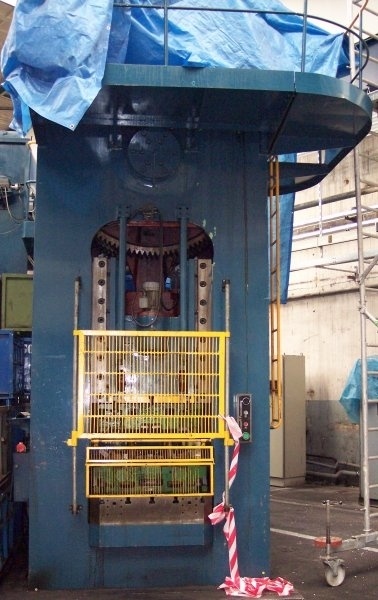 Prasa korbowa LU 400 C