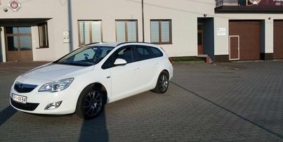 Opel Astra Lift 1.4 ecoFlex -w super stanie