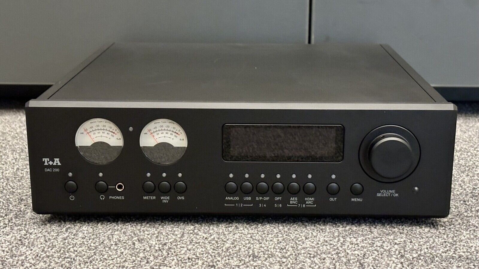 T+A DAC 200 - (Price: 2100 EUR)