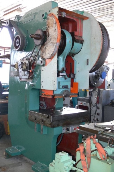 Prasa mimośrodowa LEPA 63 PA