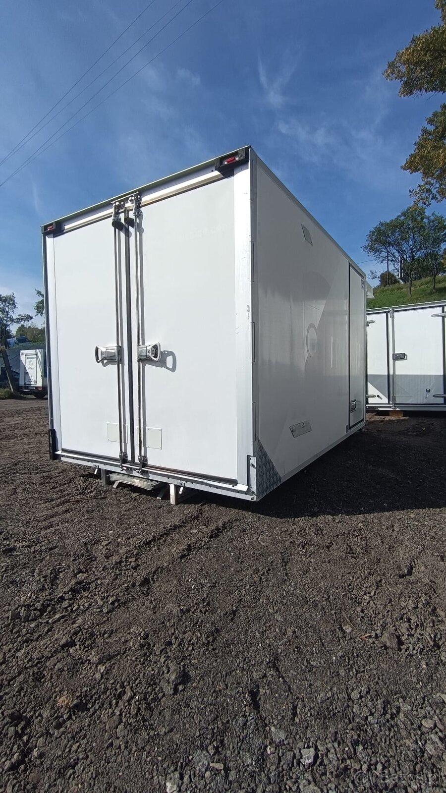 Komora chłodnicza / Chłodnia Stacjonarna / Zabudowa Chłodnic